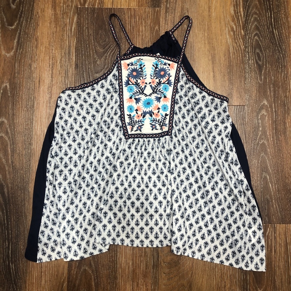 💛 summer tank top with cute detail